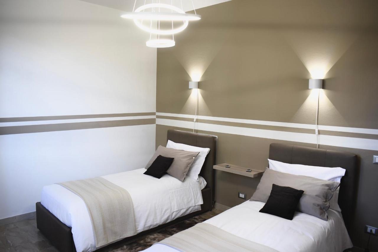 Hotel Good Vibes à Pise Extérieur photo