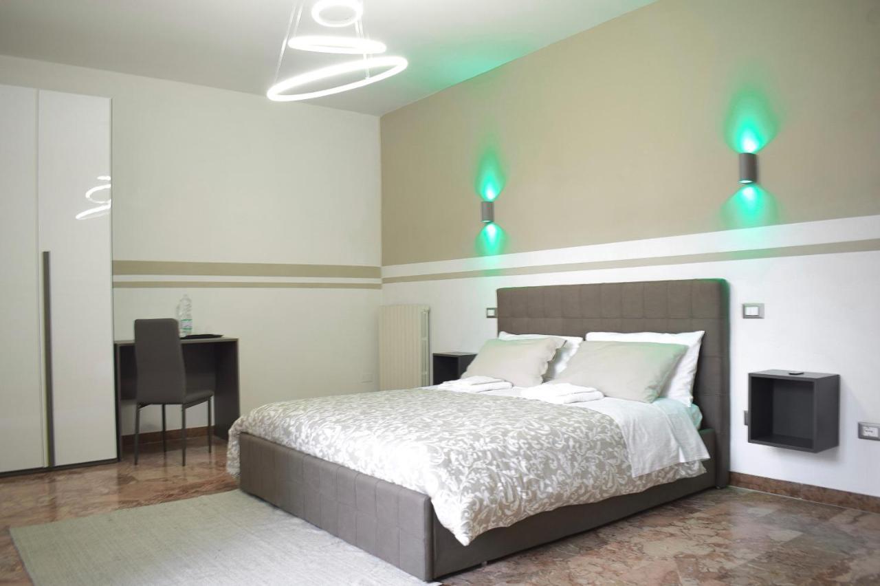 Hotel Good Vibes à Pise Extérieur photo